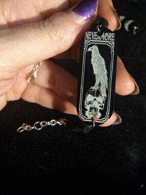 Nevermore Raven Pendant Bracelet - Black & White Gothic Charm